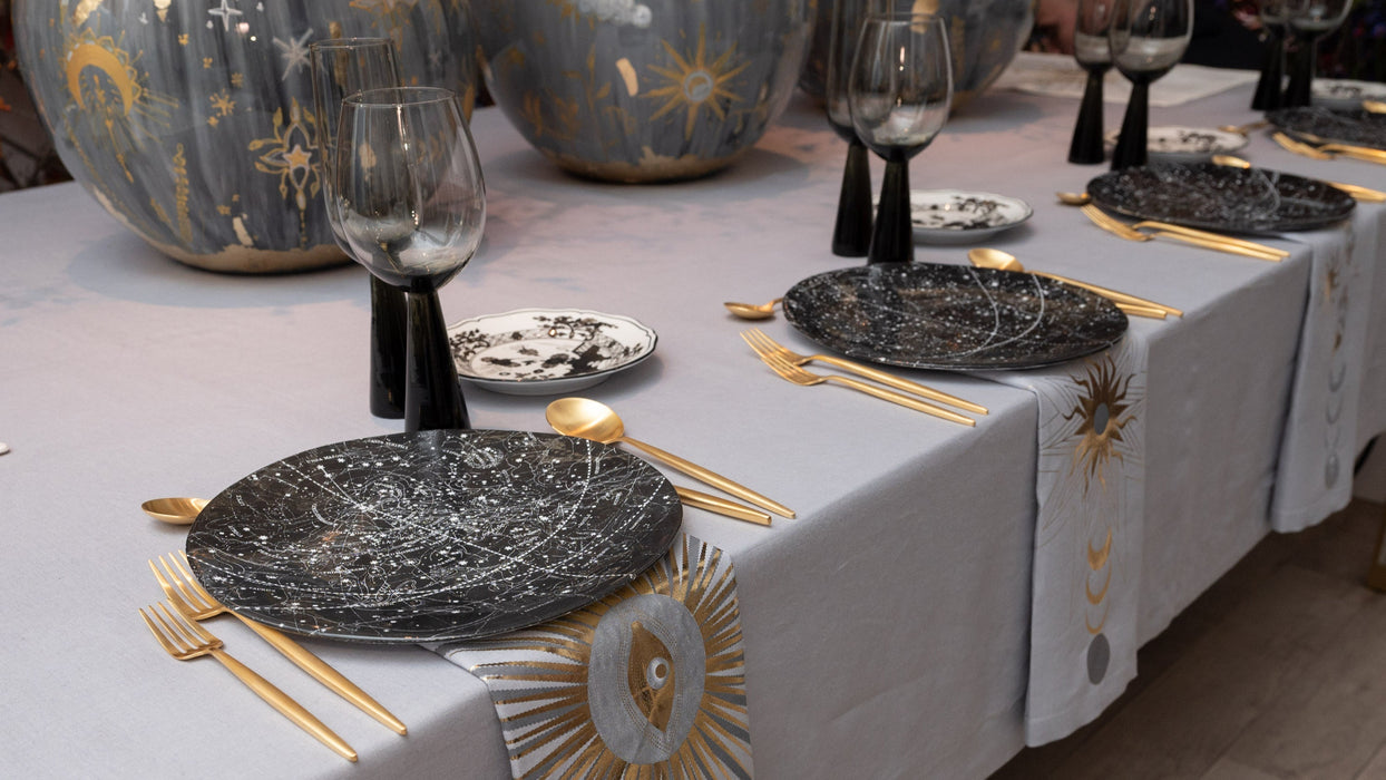 Zodiac Medium Table Set